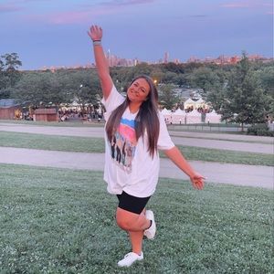 Meet your Posher, Valerie